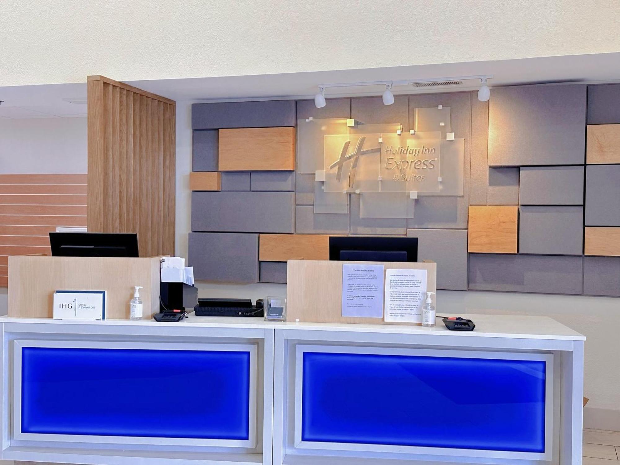 Holiday Inn Express & Suites - Prospect Heights By Ihg Exteriör bild