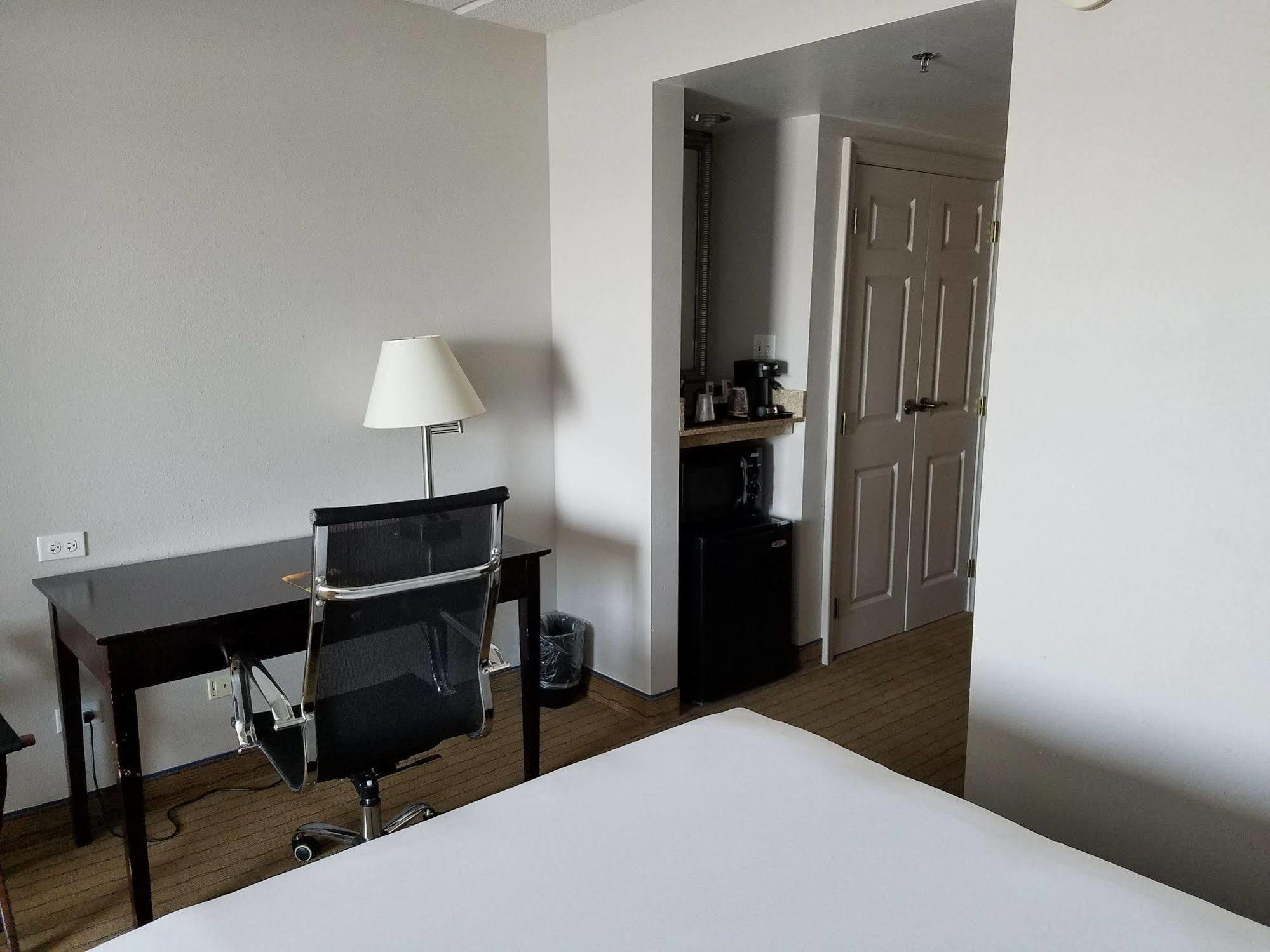 Holiday Inn Express & Suites - Prospect Heights By Ihg Exteriör bild